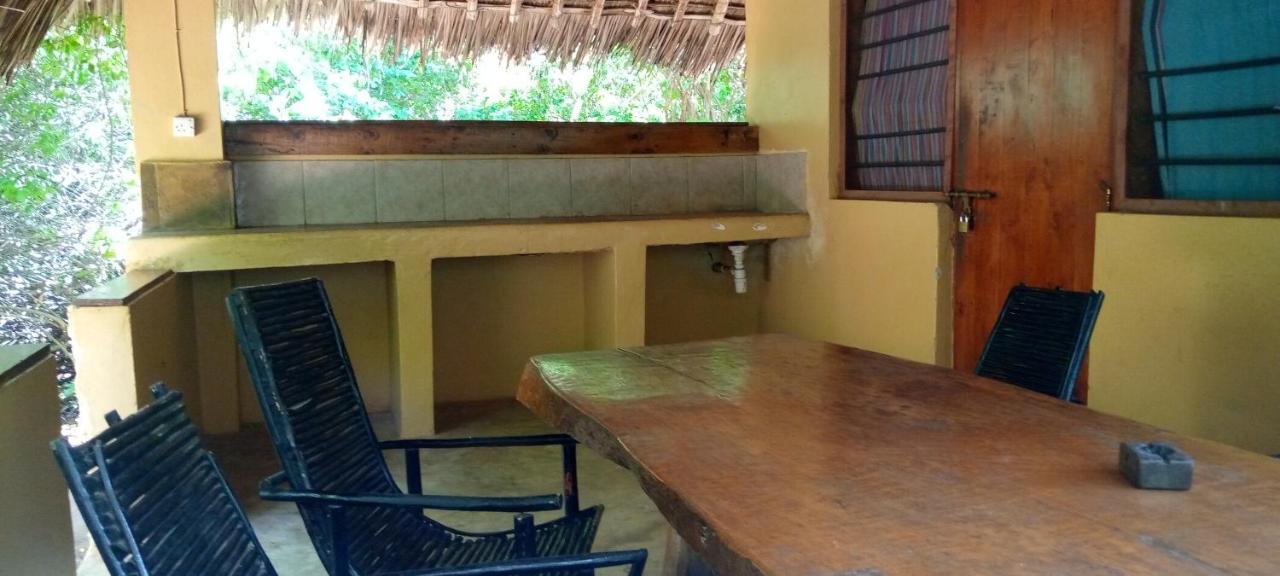 Stilts Diani Beach Zewnętrze zdjęcie