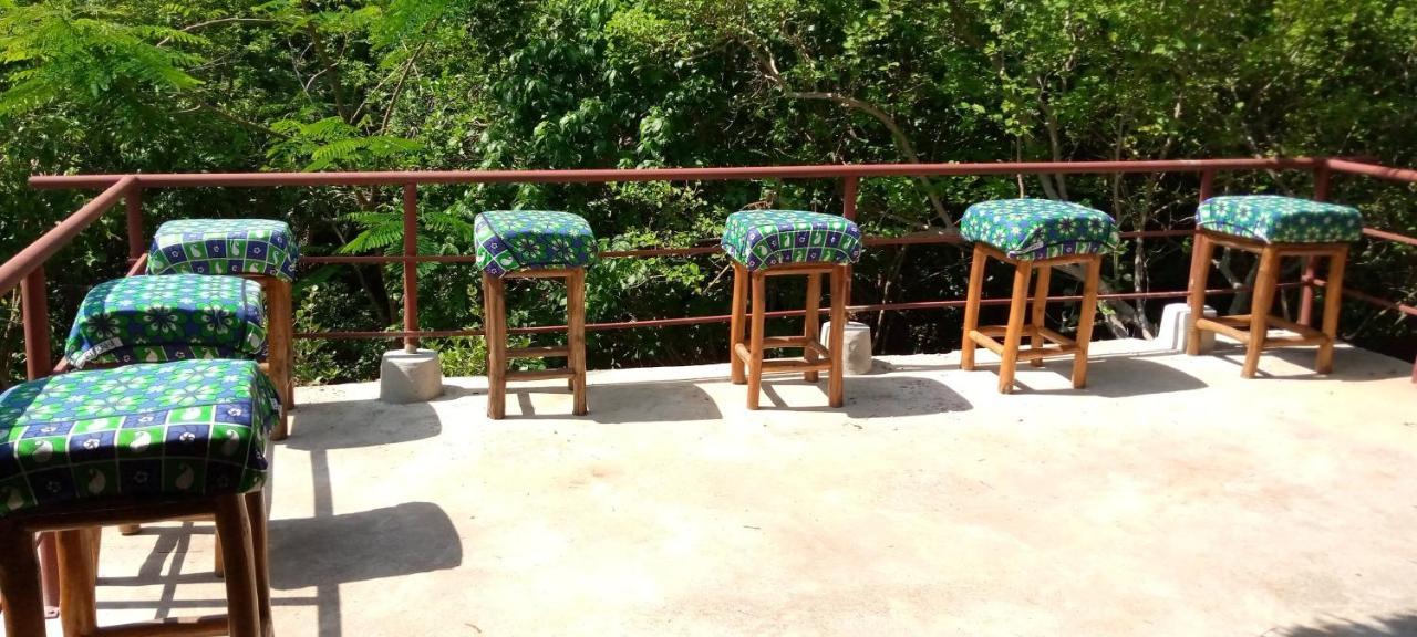 Stilts Diani Beach Zewnętrze zdjęcie
